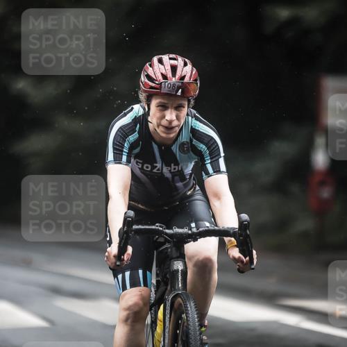 13.09.2026 - Stadtparktriathlon H.Heesch http://msf.ph/oto/10324069 13.09.2026 12:41:37 Radfahren 1085, 1086, 1094, 1187, 1243, 1249, 1264 meine-sportfotos.de