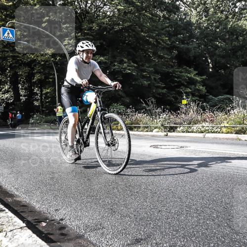 13.09.2026 - Stadtparktriathlon H.Heesch http://msf.ph/oto/10324105 13.09.2026 11:27:49 Radfahren 641, 702, 754, 769, 786 meine-sportfotos.de
