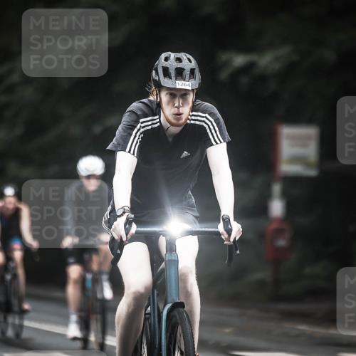 13.09.2026 - Stadtparktriathlon H.Heesch http://msf.ph/oto/10324123 13.09.2026 12:41:41 Radfahren 1058, 1085, 1086, 1094, 1243, 1249, 1264 meine-sportfotos.de