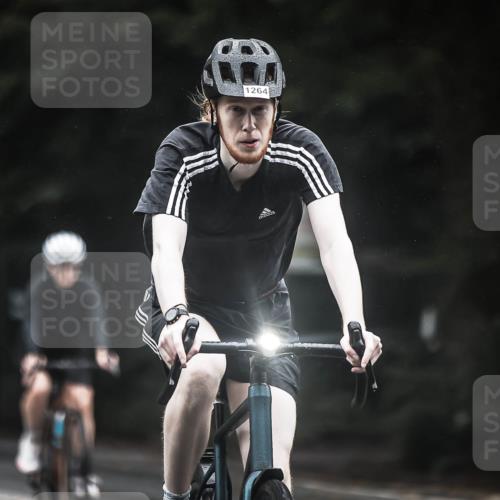13.09.2026 - Stadtparktriathlon H.Heesch http://msf.ph/oto/10324130 13.09.2026 12:41:42 Radfahren 1058, 1085, 1086, 1094, 1243, 1249, 1264 meine-sportfotos.de