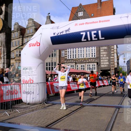 13.09.2026 - 21. swb-Marathon Bremen Tim E. http://msf.ph/oto/10324141 13.09.2026 11:00:03 Ziel 10236, 10355, 10669, 10691, 10928, 10929, 11054, 11056, 11089, 11194, 11419, 11427, 11501, 11594, 11637, 11803, 11904, 12138, 12242, 12243, 12388, 12480, 12527 meine-sportfotos.de