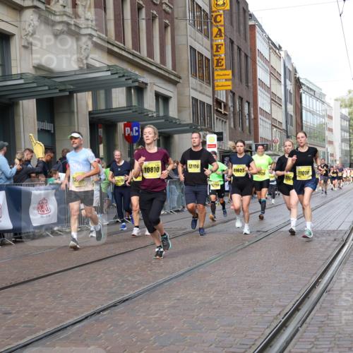 13.09.2026 - 21. swb-Marathon Bremen Strokosch-Dieckow http://msf.ph/oto/10324152 13.09.2026 11:00:11 Ziel 10144, 10263, 10272, 10275, 10306, 10369, 10677, 10801, 10810, 11045, 11126, 11129, 11162, 11180, 11547, 11623, 11687, 11708, 11769, 11838, 12018, 12105, 12106, 12190, 12291, 12394, 12430, 12530, 12531, 10175, 10691, 10758, 10867, 11016, 11071, 11158, 11159, 11160, 11250, 11259, 11427, 11445, 11453, 11524, 11525, 11528, 11587, 11588, 11589, 11637, 11879, 11904, 11907, 12123, 12238, 12239, 12274, 12352 meine-sportfotos.de