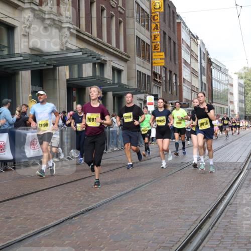 13.09.2026 - 21. swb-Marathon Bremen Strokosch-Dieckow http://msf.ph/oto/10324169 13.09.2026 11:00:11 Ziel 10144, 10263, 10272, 10275, 10306, 10369, 10677, 10801, 10810, 11045, 11126, 11129, 11162, 11180, 11547, 11623, 11687, 11708, 11769, 11838, 12018, 12105, 12106, 12190, 12291, 12394, 12430, 12530, 12531, 10175, 10691, 10758, 10867, 11016, 11071, 11158, 11159, 11160, 11250, 11259, 11427, 11445, 11453, 11524, 11525, 11528, 11587, 11588, 11589, 11637, 11879, 11904, 11907, 12123, 12238, 12239, 12274, 12352 meine-sportfotos.de