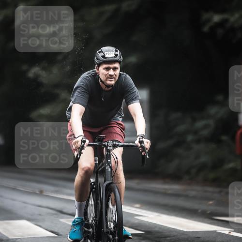13.09.2026 - Stadtparktriathlon H.Heesch http://msf.ph/oto/10324170 13.09.2026 12:41:45 Radfahren 1058, 1085, 1094, 1145, 1243, 1249, 1264 meine-sportfotos.de