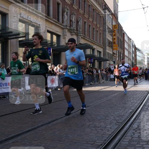 13.09.2026 - 21. swb-Marathon Bremen Strokosch-Dieckow http://msf.ph/oto/10324190 13.09.2026 13:19:20 Ziel 161, 461, 926, 1010, 1232, 1281, 1468, 1535, 1642, 2870, 2906, 3966, 4101, 4455, 4479, 4480, 4977, 4978, 7037, 7140, 7268, 7655, 7945, 8153, 8185, 9359, 9984, 13163, 189, 666, 1599, 2007, 2390, 2423, 2535, 3182, 3508, 4319, 4819, 4857, 5172, 5371, 6008, 6137, 6633, 7154, 7647, 7686, 7754, 9512, 9552, 9638, 9805 meine-sportfotos.de