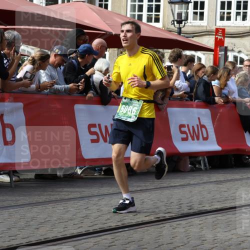 13.09.2026 - 21. swb-Marathon Bremen Strokosch-Dieckow http://msf.ph/oto/10324197 13.09.2026 13:10:40 Ziel 604, 640, 957, 1277, 3959, 5532, 8033, 8064, 8709, 384, 1385, 1498, 2347, 4023, 4475, 5155, 5168, 5314, 5387, 7115, 7136, 9659, 13248 meine-sportfotos.de
