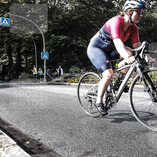 13.09.2026 - Stadtparktriathlon H.Heesch http://msf.ph/oto/10324202 13.09.2026 11:27:56 Radfahren 633, 706, 716, 731 meine-sportfotos.de