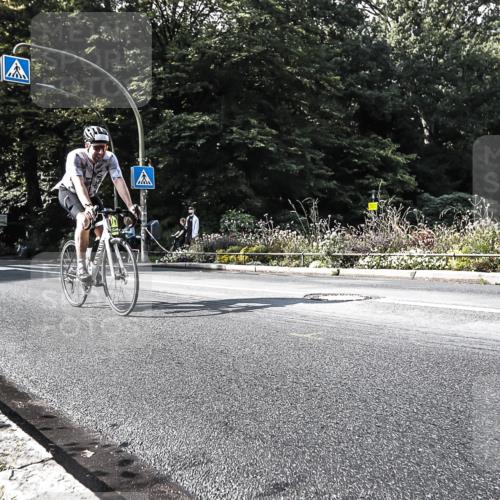 13.09.2026 - Stadtparktriathlon H.Heesch http://msf.ph/oto/10324216 13.09.2026 11:27:57 Radfahren 633, 706, 713, 731 meine-sportfotos.de