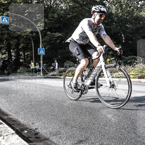 13.09.2026 - Stadtparktriathlon H.Heesch http://msf.ph/oto/10324220 13.09.2026 11:27:57 Radfahren 633, 706, 713, 731 meine-sportfotos.de