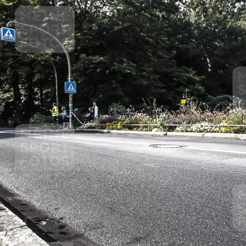 13.09.2026 - Stadtparktriathlon H.Heesch http://msf.ph/oto/10324227 13.09.2026 11:27:57 Radfahren 633, 706, 713, 731 meine-sportfotos.de