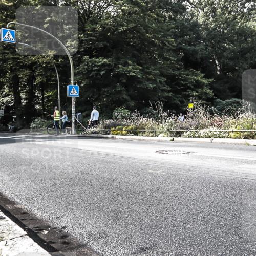 13.09.2026 - Stadtparktriathlon H.Heesch http://msf.ph/oto/10324286 13.09.2026 11:28:02 Radfahren 713, 796 meine-sportfotos.de
