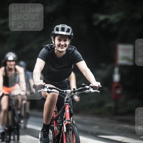 13.09.2026 - Stadtparktriathlon H.Heesch http://msf.ph/oto/10324296 13.09.2026 12:42:00 Radfahren 1089, 1107, 1147, 1161, 1184, 1196, 1210, 1234, 1253, 1276, 1284, 1287, 1292, 1293 meine-sportfotos.de