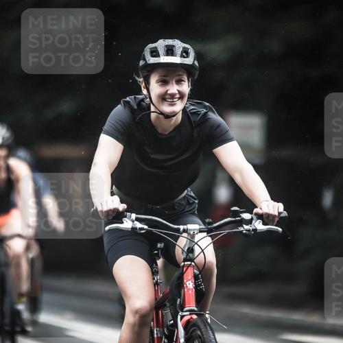 13.09.2026 - Stadtparktriathlon H.Heesch http://msf.ph/oto/10324304 13.09.2026 12:42:00 Radfahren 1089, 1107, 1147, 1161, 1184, 1196, 1210, 1234, 1253, 1276, 1284, 1287, 1292, 1293 meine-sportfotos.de