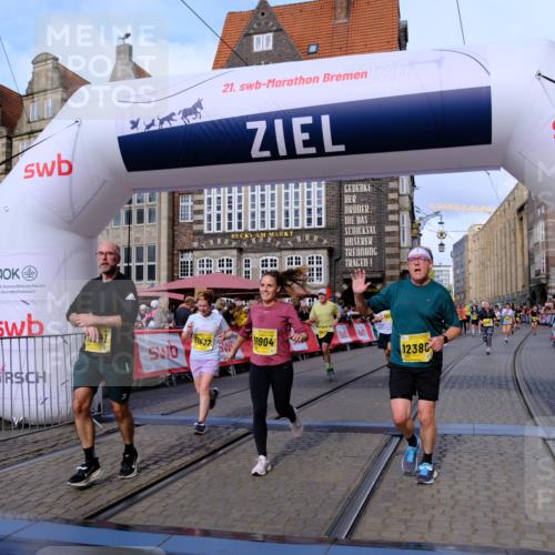 13.09.2026 - 21. swb-Marathon Bremen Tim E. http://msf.ph/oto/10324307 13.09.2026 11:00:10 Ziel 10175, 10236, 10355, 10669, 10691, 10867, 10928, 10929, 11054, 11056, 11071, 11089, 11194, 11250, 11419, 11427, 11445, 11501, 11637, 11803, 11879, 11904, 12138, 12238, 12239, 12242, 12243, 12388, 12480 meine-sportfotos.de