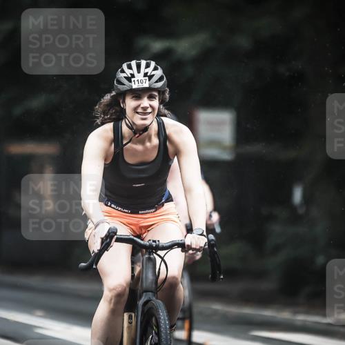 13.09.2026 - Stadtparktriathlon H.Heesch http://msf.ph/oto/10324315 13.09.2026 12:42:01 Radfahren 1089, 1107, 1147, 1161, 1184, 1196, 1210, 1234, 1253, 1276, 1284, 1287, 1292, 1293 meine-sportfotos.de
