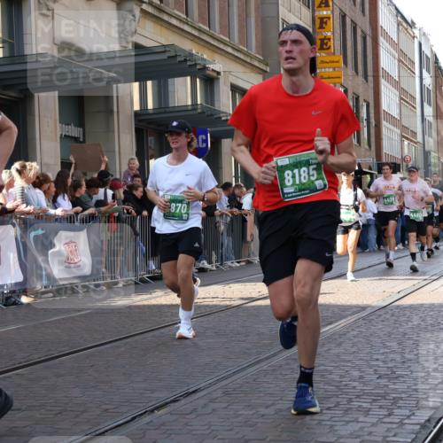 13.09.2026 - 21. swb-Marathon Bremen Strokosch-Dieckow http://msf.ph/oto/10324344 13.09.2026 13:19:24 Ziel 161, 411, 461, 926, 1010, 1053, 1232, 1281, 1468, 1535, 1642, 2870, 2906, 3319, 3411, 3966, 4101, 4455, 4479, 4480, 4977, 4978, 7037, 7140, 7268, 7655, 8153, 8185, 8263, 9082, 9359, 9984, 13163, 189, 666, 1599, 2007, 2390, 2423, 2535, 3182, 3508, 4319, 4455, 4819, 4857, 5172, 5371, 6008, 6137, 6633, 7686, 7754, 7945, 8153, 9552, 9638, 9805 meine-sportfotos.de