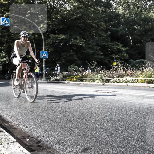 13.09.2026 - Stadtparktriathlon H.Heesch http://msf.ph/oto/10324353 13.09.2026 11:28:07 Radfahren 602, 760 meine-sportfotos.de