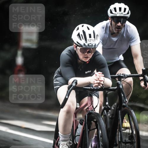 13.09.2026 - Stadtparktriathlon H.Heesch http://msf.ph/oto/10324399 13.09.2026 12:42:06 Radfahren 1089, 1107, 1161, 1196, 1210, 1276, 1284, 1292, 1293 meine-sportfotos.de
