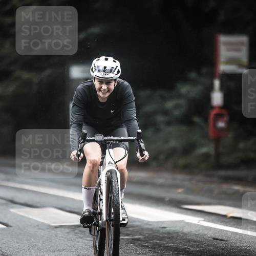 13.09.2026 - Stadtparktriathlon H.Heesch http://msf.ph/oto/10324434 13.09.2026 12:42:16 Radfahren 1150, 1168, 1177, 1288 meine-sportfotos.de