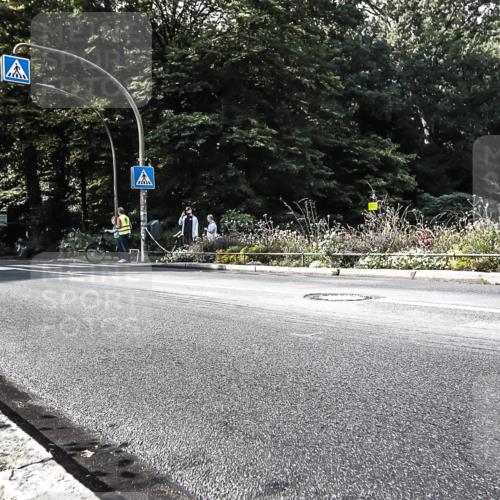 13.09.2026 - Stadtparktriathlon H.Heesch http://msf.ph/oto/10324441 13.09.2026 11:28:14 Radfahren 630, 635, 668, 670, 720 meine-sportfotos.de