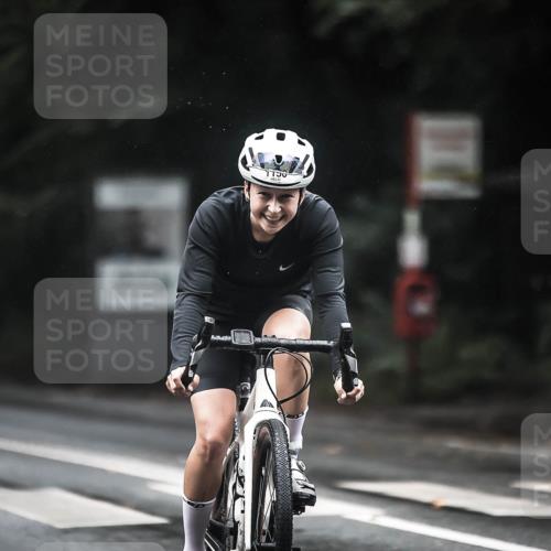 13.09.2026 - Stadtparktriathlon H.Heesch http://msf.ph/oto/10324444 13.09.2026 12:42:17 Radfahren 1150, 1168, 1177, 1288 meine-sportfotos.de