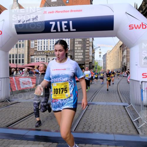13.09.2026 - 21. swb-Marathon Bremen Tim E. http://msf.ph/oto/10324446 13.09.2026 11:00:14 Ziel 10175, 10236, 10691, 10758, 10867, 11054, 11056, 11071, 11089, 11158, 11159, 11160, 11250, 11259, 11427, 11445, 11453, 11524, 11525, 11528, 11637, 11803, 11879, 11904, 12123, 12238, 12239, 12242, 12243, 12274, 12388, 12480 meine-sportfotos.de