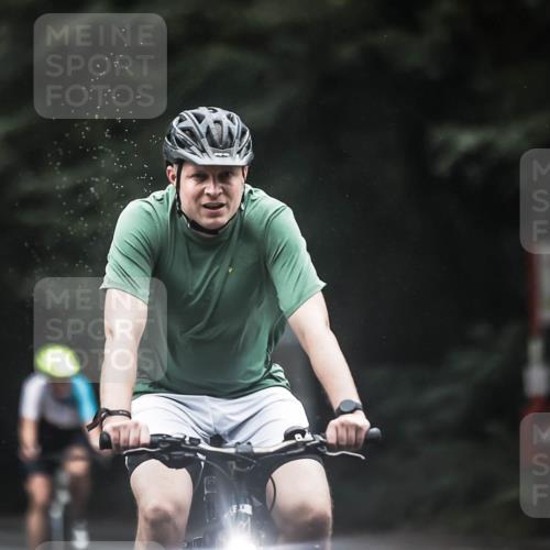 13.09.2026 - Stadtparktriathlon H.Heesch http://msf.ph/oto/10324467 13.09.2026 12:42:18 Radfahren 1150, 1168, 1177, 1288 meine-sportfotos.de