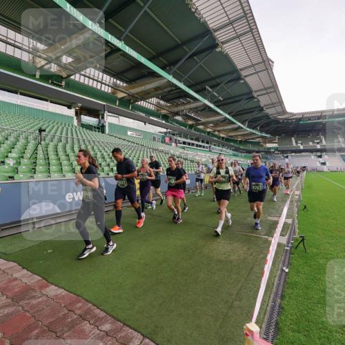 13.09.2026 - 21. swb-Marathon Bremen Michael Burmester http://msf.ph/oto/10324478 13.09.2026 13:27:20 Laufen im Stadion 111, 186, 202, 357, 364, 390, 478, 597, 726, 829, 833, 888, 925, 1077, 1220, 1283, 1412, 1473, 1496, 1530, 1608, 1618, 1700, 1769, 1958, 1961, 1984, 2236, 2273, 2309, 2382, 2384, 2388, 2404, 2428, 2502, 2507, 2508, 2542, 2558, 2576, 2582, 2592, 2656, 2675, 2725, 2748, 2817, 2875, 2876, 2923, 2965, 2970, 3045, 3047, 3050, 3073, 3084, 3184, 3219, 3359, 3433, 3540, 3592, 3629, 3756, 3885, 3907, 3978, 4457, 4660 meine-sportfotos.de