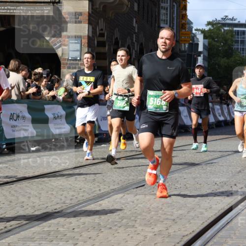 13.09.2026 - 21. swb-Marathon Bremen Strokosch-Dieckow http://msf.ph/oto/10324480 13.09.2026 13:10:49 Ziel 604, 640, 1181, 1277, 1554, 2605, 3959, 4727, 5152, 5532, 5620, 6267, 7881, 8033, 8709, 335, 697, 2021, 2759, 4023, 4475, 4571, 5079, 5314, 6471, 6657, 7136, 8183, 9410, 9622 meine-sportfotos.de