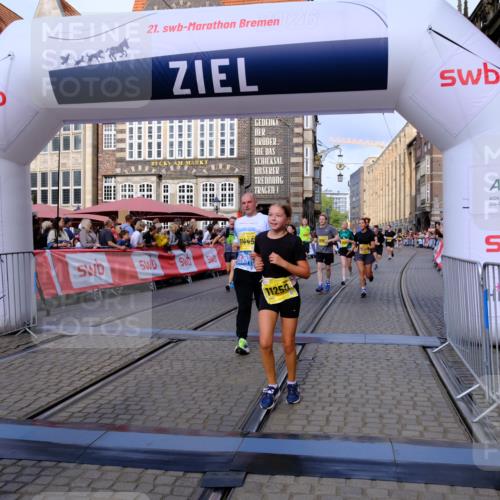 13.09.2026 - 21. swb-Marathon Bremen Tim E. http://msf.ph/oto/10324491 13.09.2026 11:00:16 Ziel 10175, 10236, 10691, 10758, 10867, 11054, 11056, 11071, 11089, 11158, 11159, 11160, 11250, 11259, 11427, 11445, 11453, 11524, 11525, 11528, 11587, 11588, 11589, 11637, 11803, 11879, 11904, 11907, 12123, 12238, 12239, 12242, 12243, 12274, 12388 meine-sportfotos.de
