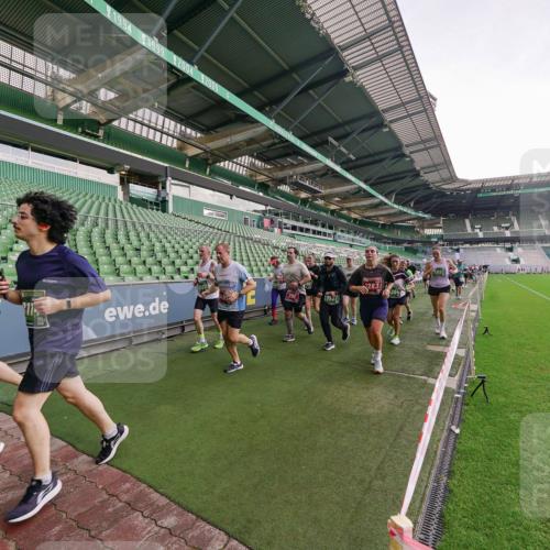 13.09.2026 - 21. swb-Marathon Bremen Michael Burmester http://msf.ph/oto/10324503 13.09.2026 13:27:22 Laufen im Stadion 111, 186, 202, 357, 364, 390, 478, 597, 726, 829, 833, 888, 925, 1077, 1220, 1283, 1412, 1473, 1496, 1530, 1608, 1618, 1700, 1769, 1958, 1961, 1984, 2236, 2273, 2309, 2382, 2384, 2388, 2404, 2428, 2502, 2507, 2508, 2542, 2558, 2576, 2582, 2592, 2656, 2675, 2725, 2748, 2817, 2875, 2876, 2923, 2965, 2970, 3045, 3047, 3050, 3073, 3084, 3184, 3219, 3359, 3433, 3540, 3592, 3629, 3756, 3885, 3907, 3978, 4457, 4660 meine-sportfotos.de