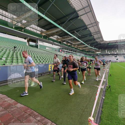 13.09.2026 - 21. swb-Marathon Bremen Michael Burmester http://msf.ph/oto/10324510 13.09.2026 13:27:23 Laufen im Stadion 111, 186, 202, 357, 364, 390, 478, 597, 726, 829, 833, 888, 925, 1077, 1220, 1412, 1473, 1496, 1530, 1608, 1618, 1700, 1769, 1958, 1961, 1984, 2236, 2273, 2309, 2382, 2384, 2388, 2404, 2428, 2502, 2507, 2508, 2542, 2558, 2576, 2582, 2592, 2656, 2675, 2725, 2748, 2817, 2875, 2876, 2923, 2965, 2970, 3045, 3047, 3050, 3073, 3084, 3184, 3219, 3359, 3433, 3540, 3592, 3629, 3756, 3885, 3907, 3978, 4457, 4660 meine-sportfotos.de