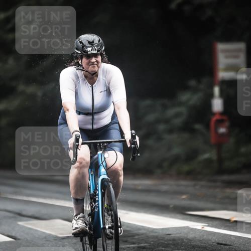 13.09.2026 - Stadtparktriathlon H.Heesch http://msf.ph/oto/10324515 13.09.2026 12:42:20 Radfahren 1100, 1144, 1150, 1168, 1177, 1288 meine-sportfotos.de