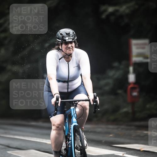 13.09.2026 - Stadtparktriathlon H.Heesch http://msf.ph/oto/10324518 13.09.2026 12:42:20 Radfahren 1100, 1144, 1150, 1168, 1177, 1288 meine-sportfotos.de