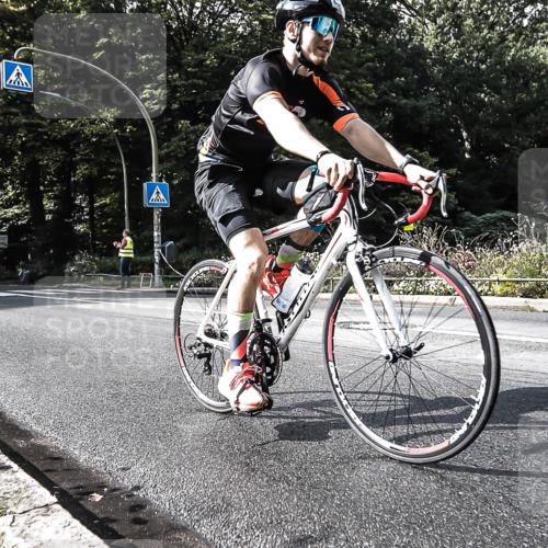 13.09.2026 - Stadtparktriathlon H.Heesch http://msf.ph/oto/10324533 13.09.2026 11:28:44 Radfahren 621, 643, 666, 696 meine-sportfotos.de