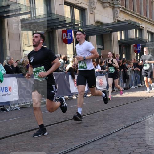 13.09.2026 - 21. swb-Marathon Bremen Strokosch-Dieckow http://msf.ph/oto/10324535 13.09.2026 13:19:30 Ziel 161, 411, 461, 495, 511, 926, 1010, 1053, 1232, 1281, 1468, 1535, 1551, 1642, 1972, 2870, 2906, 3240, 3319, 3411, 3966, 4101, 4479, 4480, 5813, 7037, 7140, 7404, 7488, 7655, 8185, 8263, 9082, 9359, 9984, 13163, 13192, 189, 666, 1599, 2390, 2423, 2535, 3182, 3508, 4319, 4455, 4819, 4977, 4978, 5172, 5371, 6008, 6633, 7268, 7754, 7945, 8153, 9552, 9638, 9805 meine-sportfotos.de