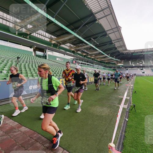 13.09.2026 - 21. swb-Marathon Bremen Michael Burmester http://msf.ph/oto/10324537 13.09.2026 13:27:25 Laufen im Stadion 111, 186, 202, 357, 364, 390, 478, 597, 726, 829, 833, 888, 925, 1077, 1220, 1412, 1473, 1496, 1530, 1608, 1618, 1700, 1769, 1958, 1961, 1984, 2236, 2273, 2309, 2384, 2388, 2404, 2428, 2502, 2507, 2508, 2542, 2558, 2576, 2582, 2592, 2656, 2675, 2725, 2748, 2817, 2875, 2876, 2923, 2965, 2970, 3045, 3047, 3050, 3073, 3084, 3184, 3219, 3359, 3433, 3540, 3592, 3629, 3756, 3885, 3907, 3978, 4457, 4660 meine-sportfotos.de