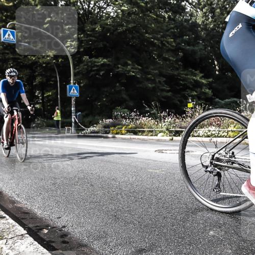 13.09.2026 - Stadtparktriathlon H.Heesch http://msf.ph/oto/10324572 13.09.2026 11:28:46 Radfahren 621, 643, 666, 696 meine-sportfotos.de