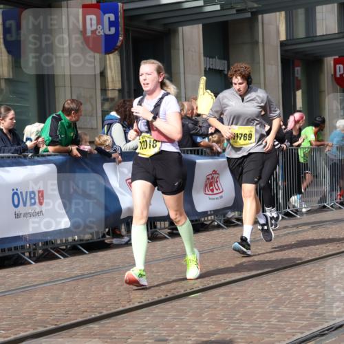 13.09.2026 - 21. swb-Marathon Bremen Strokosch-Dieckow http://msf.ph/oto/10324593 13.09.2026 11:00:22 Ziel 10263, 10272, 10275, 10306, 10367, 10368, 10369, 10857, 11055, 11126, 11162, 11180, 11343, 11475, 11556, 11687, 11708, 11769, 11797, 11804, 11819, 11838, 11959, 12006, 12018, 12397, 12430, 10144, 10677, 10758, 10801, 10810, 11016, 11045, 11071, 11129, 11158, 11159, 11160, 11259, 11453, 11524, 11525, 11528, 11547, 11587, 11588, 11589, 11623, 11907, 12105, 12106, 12123, 12190, 12274, 12291, 12352, 12394, 12530, 12531 meine-sportfotos.de