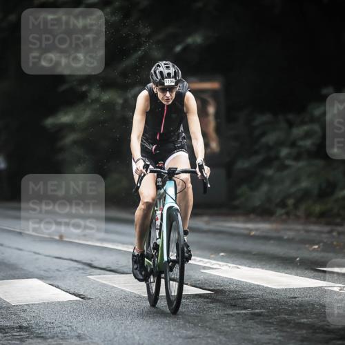 13.09.2026 - Stadtparktriathlon H.Heesch http://msf.ph/oto/10324599 13.09.2026 12:42:29 Radfahren 1043, 1096, 1100, 1106, 1117, 1139, 1144, 1159 meine-sportfotos.de