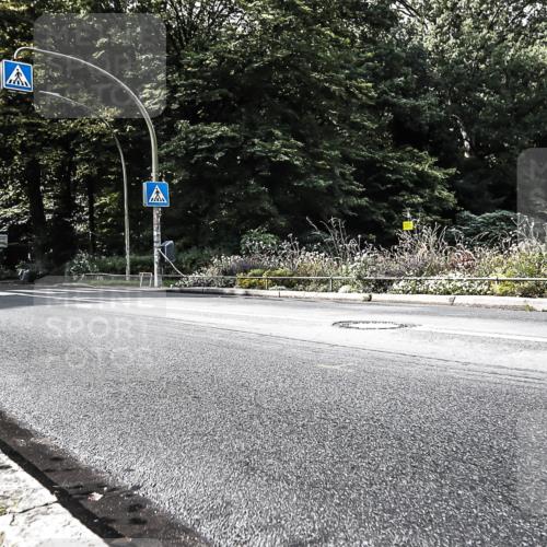 13.09.2026 - Stadtparktriathlon H.Heesch http://msf.ph/oto/10324616 13.09.2026 11:29:31 Radfahren 592 meine-sportfotos.de