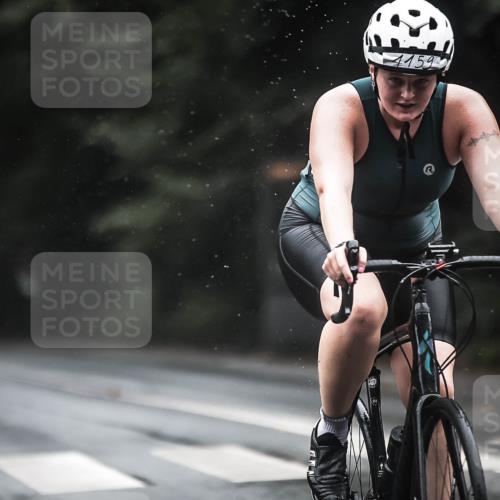 13.09.2026 - Stadtparktriathlon H.Heesch http://msf.ph/oto/10324628 13.09.2026 12:42:31 Radfahren 1043, 1096, 1100, 1106, 1117, 1139, 1144, 1159 meine-sportfotos.de