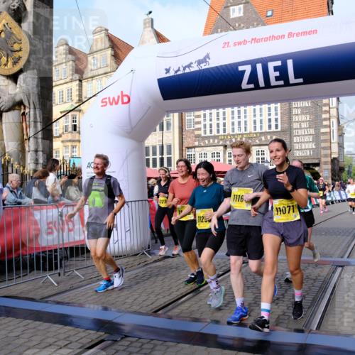 13.09.2026 - 21. swb-Marathon Bremen Tim E. http://msf.ph/oto/10324641 13.09.2026 11:00:19 Ziel 10175, 10691, 10758, 10867, 11071, 11158, 11159, 11160, 11250, 11259, 11427, 11445, 11453, 11524, 11525, 11528, 11587, 11588, 11589, 11637, 11879, 11904, 11907, 12123, 12238, 12239, 12274, 12388 meine-sportfotos.de