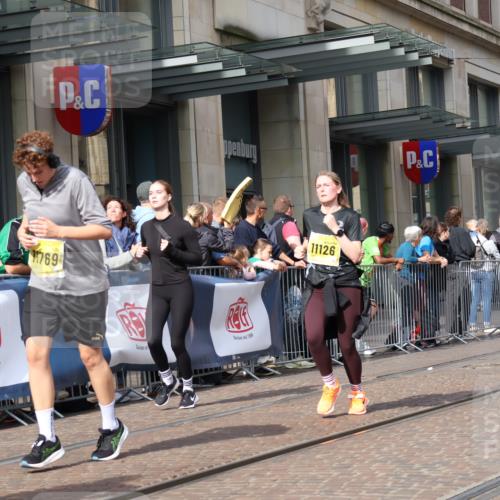 13.09.2026 - 21. swb-Marathon Bremen Strokosch-Dieckow http://msf.ph/oto/10324645 13.09.2026 11:00:23 Ziel 10263, 10272, 10275, 10306, 10367, 10368, 10369, 10857, 11055, 11126, 11162, 11180, 11247, 11343, 11475, 11556, 11687, 11708, 11769, 11797, 11804, 11819, 11838, 11959, 12006, 12018, 12397, 12430, 10144, 10677, 10758, 10801, 10810, 11016, 11045, 11126, 11129, 11158, 11159, 11160, 11259, 11453, 11524, 11525, 11528, 11547, 11587, 11588, 11589, 11623, 11907, 12105, 12106, 12123, 12190, 12274, 12291, 12352, 12394, 12530, 12531 meine-sportfotos.de