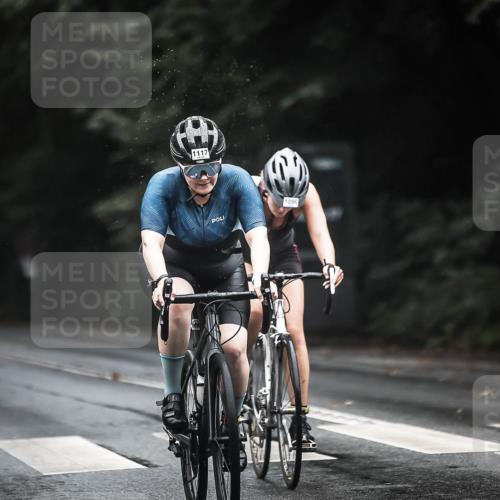 13.09.2026 - Stadtparktriathlon H.Heesch http://msf.ph/oto/10324658 13.09.2026 12:42:34 Radfahren 1043, 1096, 1106, 1117, 1139, 1141, 1159, 1188 meine-sportfotos.de