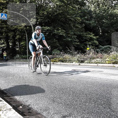 13.09.2026 - Stadtparktriathlon H.Heesch http://msf.ph/oto/10324687 13.09.2026 11:29:38 Radfahren 745 meine-sportfotos.de
