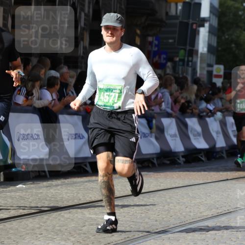 13.09.2026 - 21. swb-Marathon Bremen Strokosch-Dieckow http://msf.ph/oto/10324692 13.09.2026 13:10:55 Ziel 640, 1181, 1277, 1498, 1554, 2347, 2605, 4727, 5066, 5152, 5620, 5648, 6267, 7881, 335, 697, 2021, 2759, 3448, 3484, 3647, 4429, 4571, 5079, 6471, 6657, 8183, 9410, 9622 meine-sportfotos.de