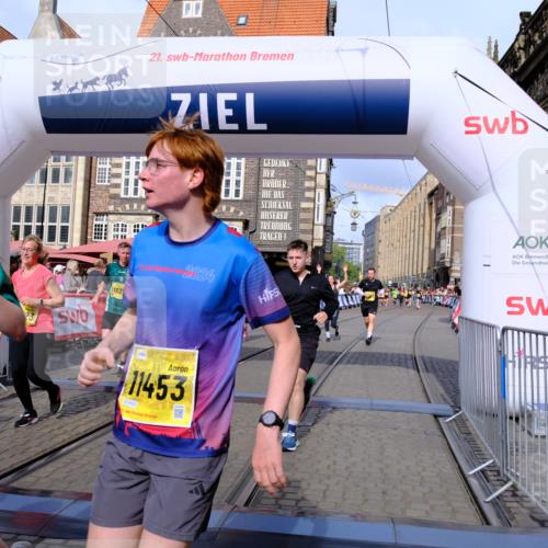 13.09.2026 - 21. swb-Marathon Bremen Tim E. http://msf.ph/oto/10324696 13.09.2026 11:00:21 Ziel 10175, 10691, 10758, 10867, 11071, 11158, 11159, 11160, 11250, 11259, 11427, 11445, 11453, 11524, 11525, 11528, 11587, 11588, 11589, 11637, 11879, 11904, 11907, 12123, 12238, 12239, 12274, 12352, 12388 meine-sportfotos.de