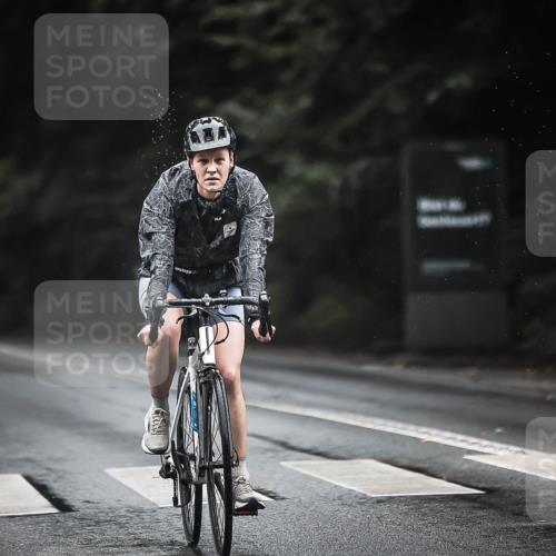 13.09.2026 - Stadtparktriathlon H.Heesch http://msf.ph/oto/10324698 13.09.2026 12:42:38 Radfahren 1043, 1079, 1096, 1117, 1141, 1167, 1188 meine-sportfotos.de