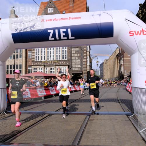 13.09.2026 - 21. swb-Marathon Bremen Tim E. http://msf.ph/oto/10324716 13.09.2026 11:00:24 Ziel 10175, 10758, 10867, 11016, 11071, 11158, 11159, 11160, 11250, 11259, 11445, 11453, 11524, 11525, 11528, 11587, 11588, 11589, 11879, 11907, 12123, 12238, 12239, 12274, 12352 meine-sportfotos.de